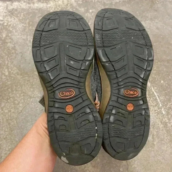 Chaco  mary janes - Picture 4 of 8